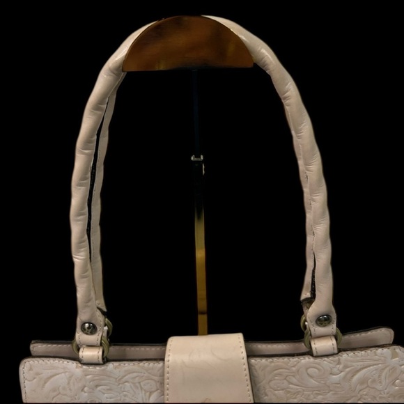 LOW START Patricia Nash Cream Embossed Leather Purse bag Inside is suede - Picture 4 of 11